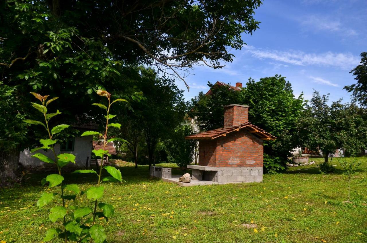 Kuca Za Odmor Radovanovic Despotovac Bagian luar foto